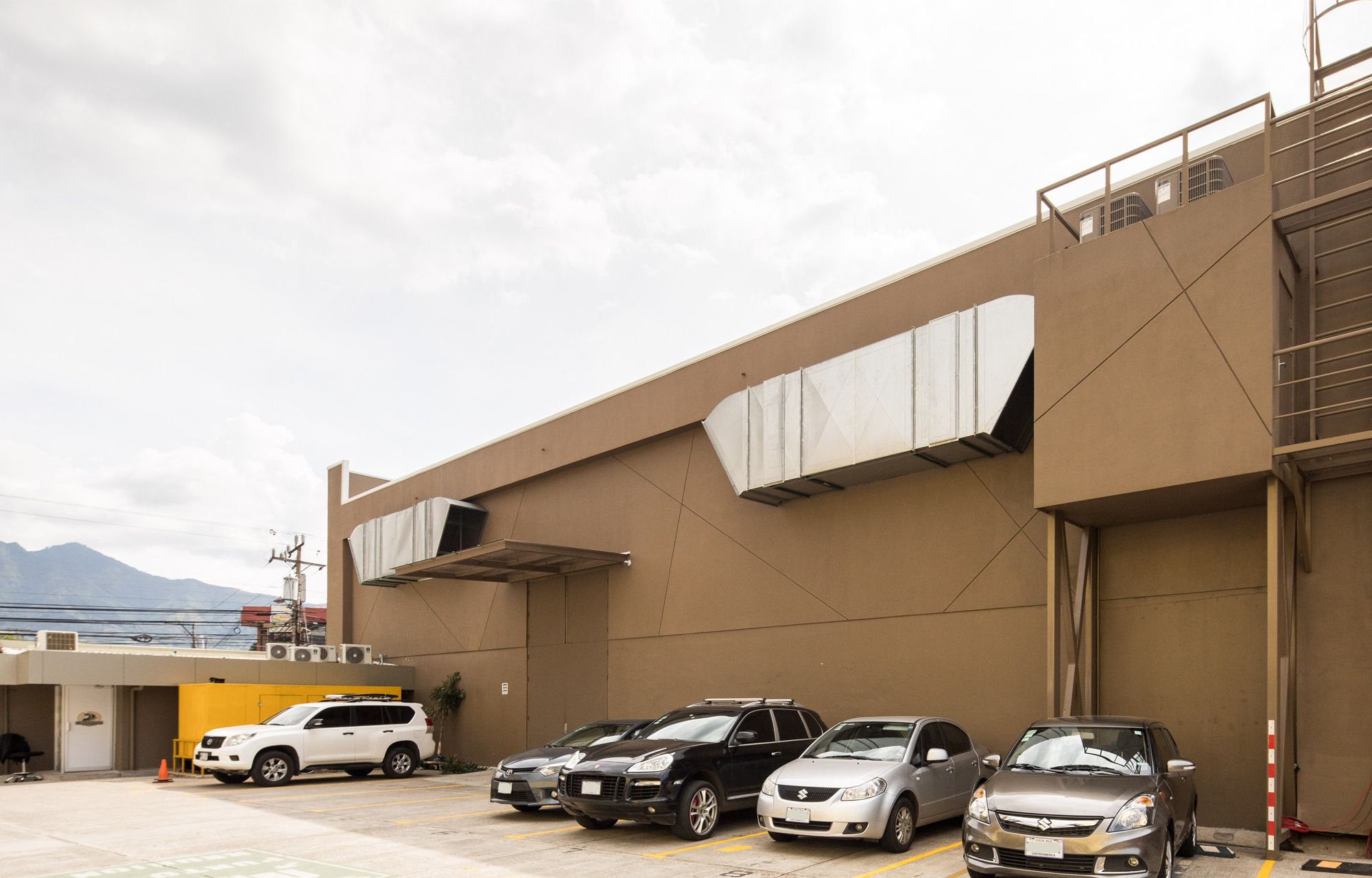teletica sauma arquitectos proyectos